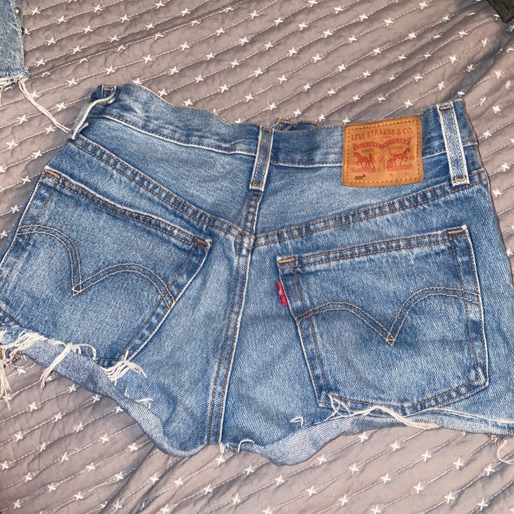 501 Levi shorts